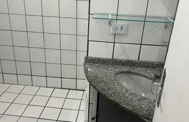 Apartamento com 4 quartos churrasqueira e área de lazer - Foto 33