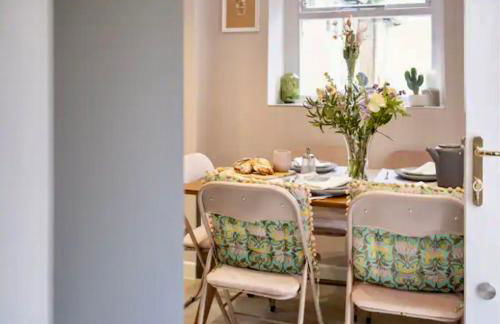 Luxury Cotswolds Cottage with Hot Tub - Foto 28