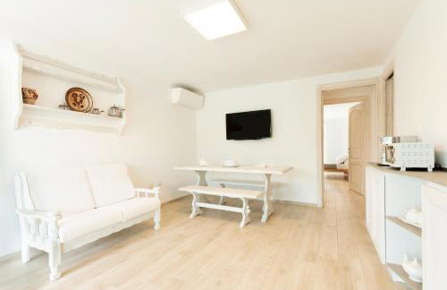 Summer Luxury Apartment Adults Only - Photo 10