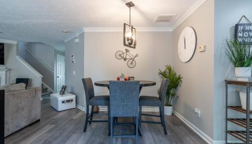 ThrillStay Braves & Six Flags Family House - Foto 5