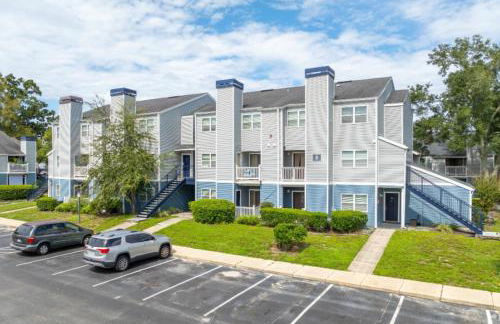 Bright & Comfy 2BR Home Away - Foto 21