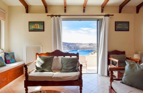 Otzia Bay House, 7 minutes walking distance from the beach - Foto 9