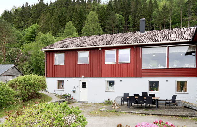 Mjellhaugen - Foto 1