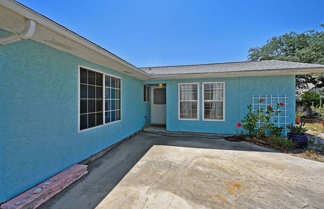 Emerald Sunset by Book That Condo - Photo 38