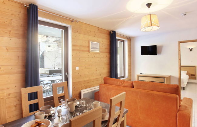 1 bedroom Apartment in La Clusaz with swimming pool and terrace - Photo 8