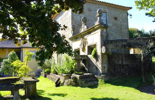 Cottage in Santa Comba With Pool - Photo 13