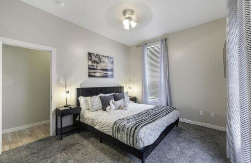 Stockyards- 4min Pet Friendly 3BR Luxe Gem - Foto 50