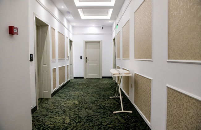 Agora Boutique - Photo 69