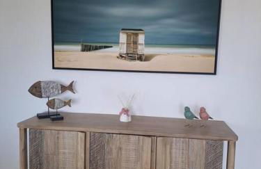 2 Ch Appt 63m² 4/6P. + piscine 4 mn plage & centre - Foto 5