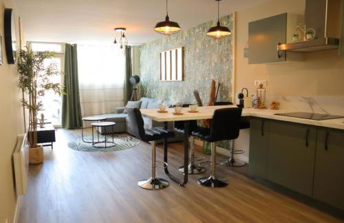 Escapade Tropicale - Cuisine équipée, terrasse privée - Foto 11