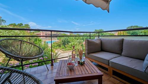 Sunrise -Swimming-pool-Saint-Tropez center-parking - Photo 2