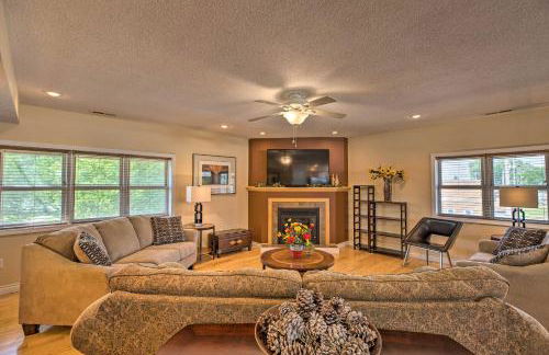 Downtown Yankton Apartment with Patio and River View! - Foto 1