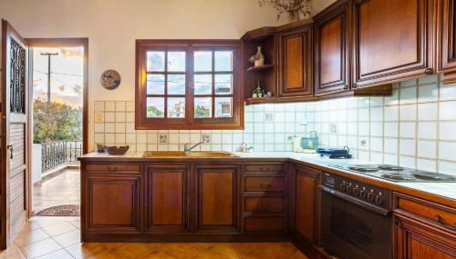 Artemida Beachside Villa Escape - 50m by the Sea - Foto 5