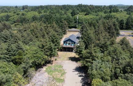 Ocean Front! Walk to Beach, Fenced Yard, Vacation Beach House - Foto 33