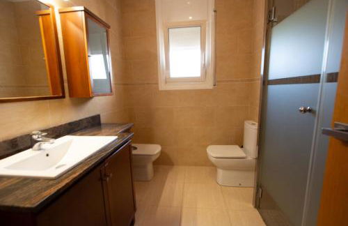 Catalunya Casas Cozy beach town villa for 8 - no car necessary! - Photo 26