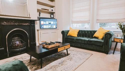 St Michaels Town House - Elegant and Large Holiday Home in the Heart of Gloucester - Foto 2