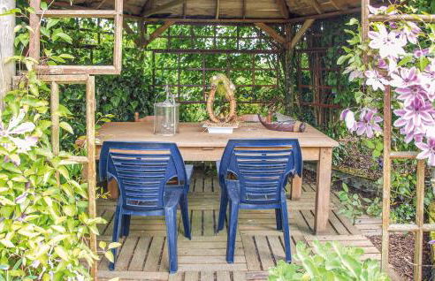 Awesome Home In Trézélanbégard - Foto 22