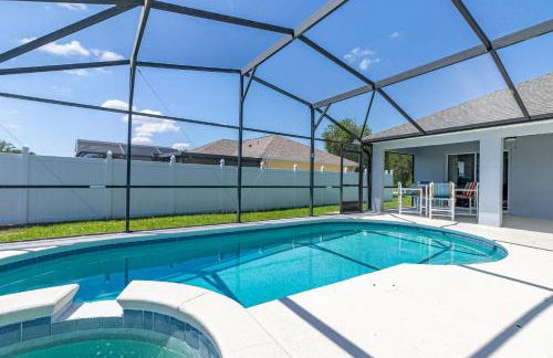 #370-Stunning 4 bed villa with south facing pool and spa with no rear neighbors - Foto 3