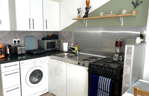 Crescent Apartment - Modern 1 Bedroom First Floor - Foto 4