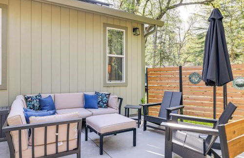 Game Room and Patio Picturesque Home in Sonora - Foto 22