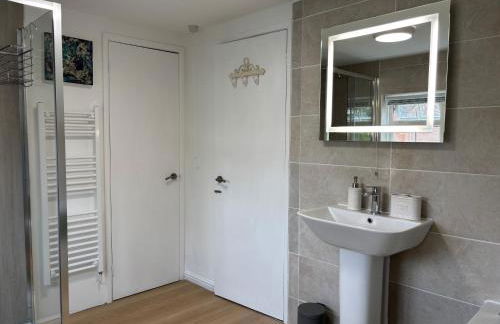 Delightful 3-bedroom Cottage, Brockenhurst - Foto 23