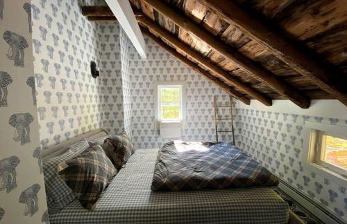 Modern Cottage Perfect for Glamping in New York State - Foto 16