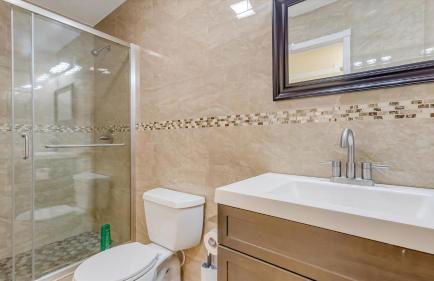 Cozy Modern Camelback House - Foto 27