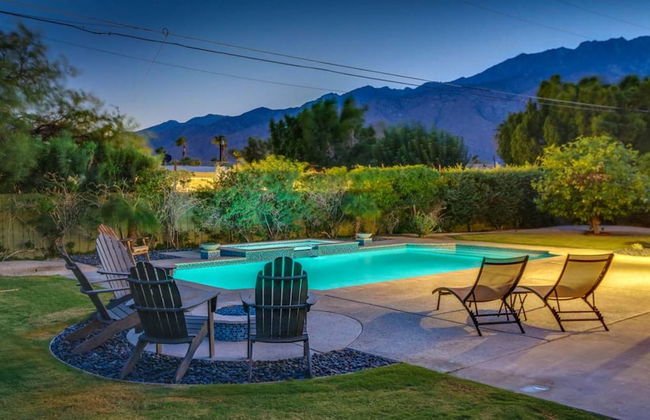 Relax at the 3BR Tranquil Oasis in Palm Springs - Foto 16