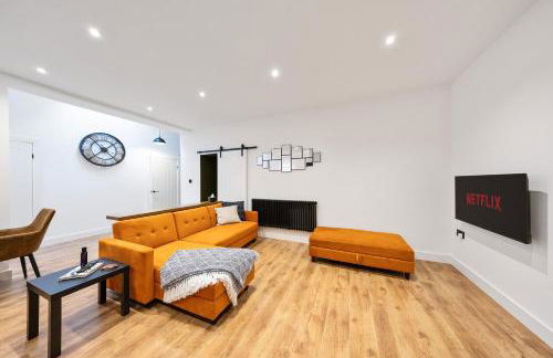 Elevated Escape - Hot tub, sauna, rooftop terrace - Foto 20