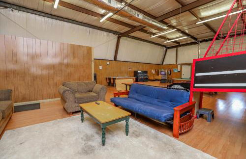 Spacious Home with Waterfront View-Welcome Pets - Foto 77