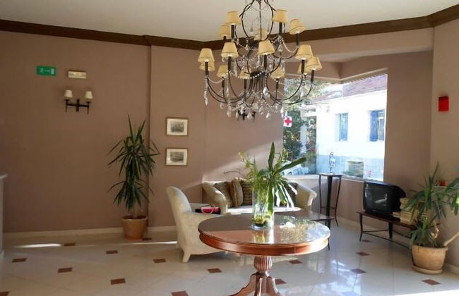 Lambrinos Suites - Photo 2