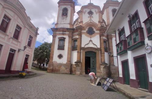 Maxi conforto e vista para o Itacolomi - Foto 77