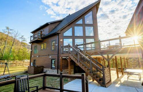 Luxury A Frame 5BR Hot Tub & Mountain Views - Foto 53