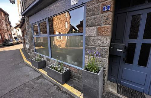 La Maison aux Volets Bleus 3ème Étage - Photo 9