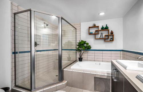 Amazing & Spacious in Heart of Santa Monica- Easy Access to ALL Tourist attractions - Foto 36