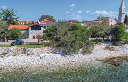 Cozy Apartment In Lovrecica With Wifi - Foto 10