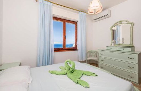 Beautiful Home In Lukovo Sugarje - Foto 32