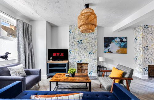 Spacious Bedford House Sleeps 6 Superfast WiFi Weekly Rates - Foto 6