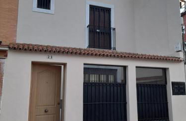 CASA INDEPENDIENTE EN NERVION JUNTO A PARADA DEL METRO - Foto 1