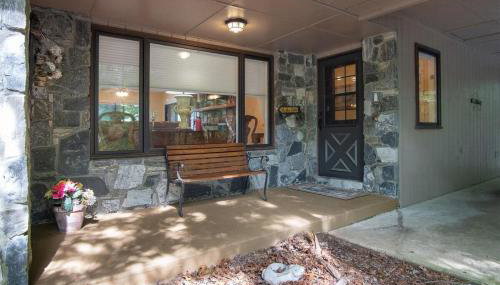 Connestee Lakefront Retreat · Lakefront Retreat in Connestee Fal - Foto 5