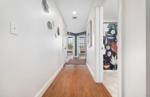 2BR loft condo in downtown Johnson City - Foto 31