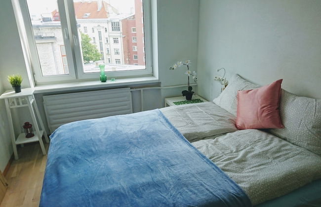 City Center Raua Apartment with Balcony - Foto 3