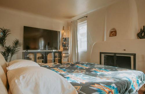 Grandma's Old Town Adobe House! Private Hot Tub-Close to Old Town-Pet Friendly-No Pet Fee! - Foto 20