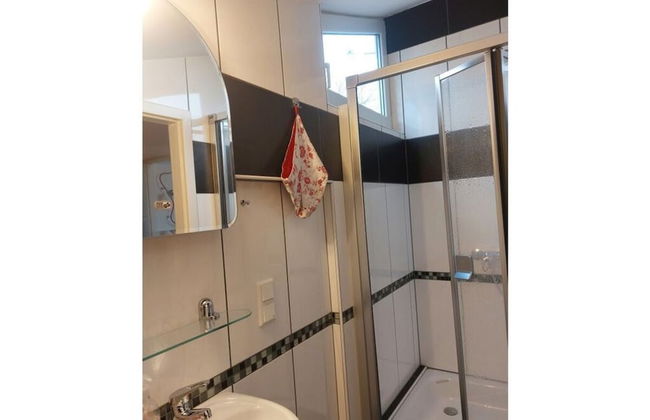 No Title Modern Retreat - Photo 8