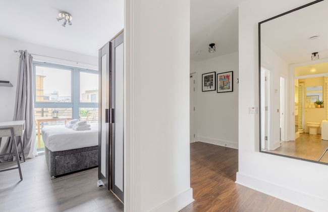 Bright 2 Bedroom Flat in Lambeth With Balcony - Foto 17