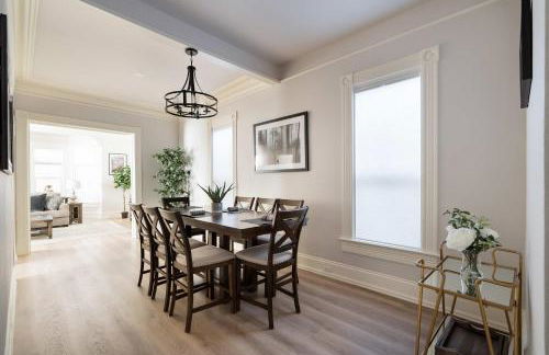 Alphabet District - 2BR Retreat - Prime Locale - Foto 8