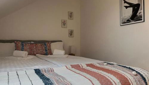 STAY Suite Villa Mercedes 4 Personen Parkplatz Zentrum - Foto 4