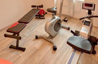 La Villa en Loire, avec Jacuzzi 6 places, Piscine chauffée, boulodrome, salle de jeu, 6 Chambres, vue Loire, 350M2 - Foto 46