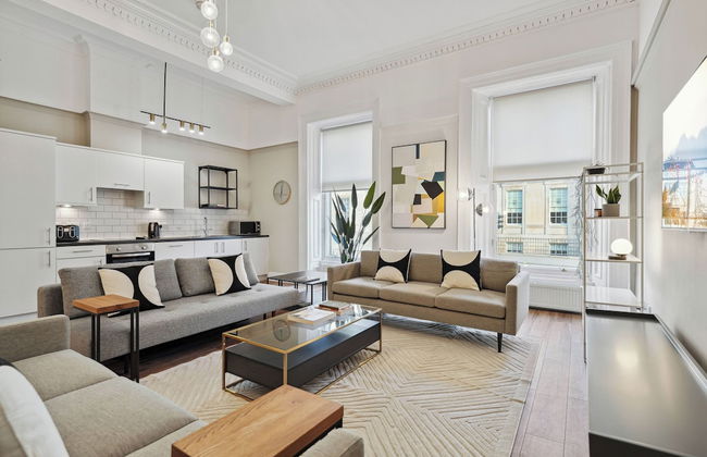 Blythswood Apartment 2 - Photo 38