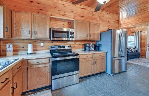 Private Hot Tub, Arcade Game Bee Spring Cabin - Foto 8